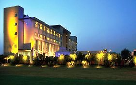 Brijwasi Lands Inn Mathura 4* India